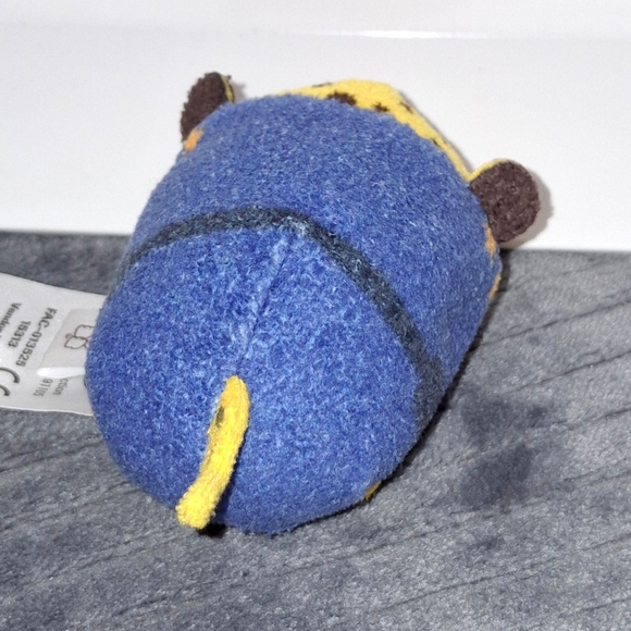 Disney Tsum Tsum Zootopia Officer Clawhauser mini stackable plush - Picture 5 of 8